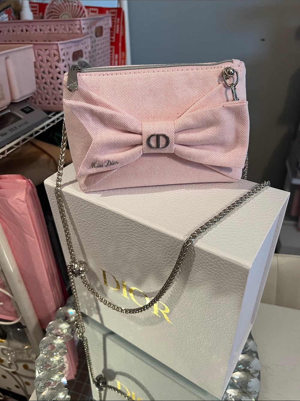 Dior Light Pink Bow Mini Bag with Adjustable Silver Chain - Picture 2 of 9